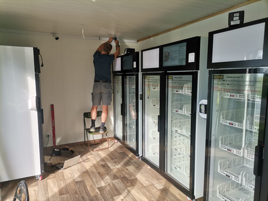 How a Beverages and Fast Food Smart Fridge Helped an Estonian Retailer Build a 24-Hour Community Convenience Store