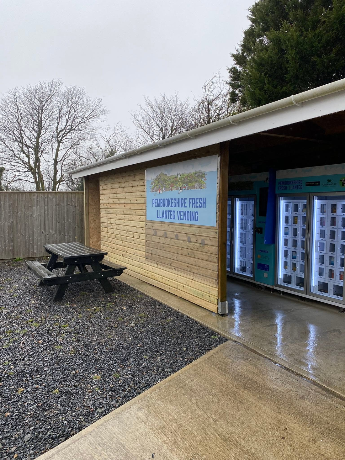 Smart Dairy Vending Solution in UK: Low-Cost Scalability & High Yield